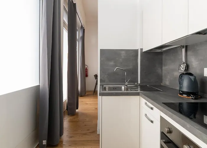 Guesthost - Near Parco Adriano * Milano