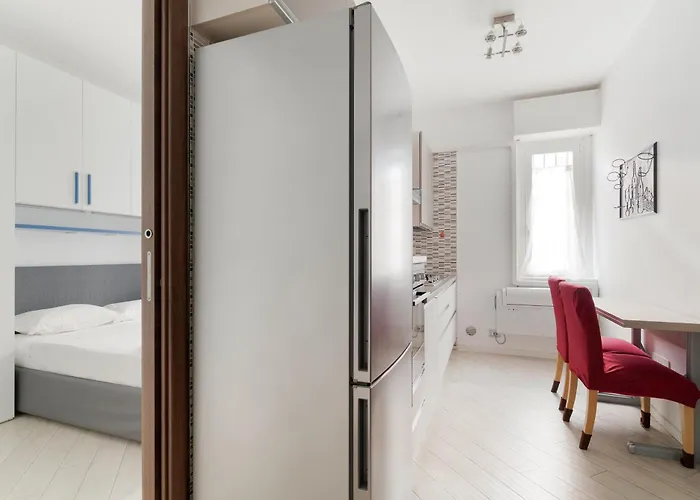 Guesthost - Bright Near Mm2 Lambrate * Milano