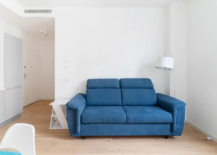 Guesthost - Cozy X4 In Navigli District