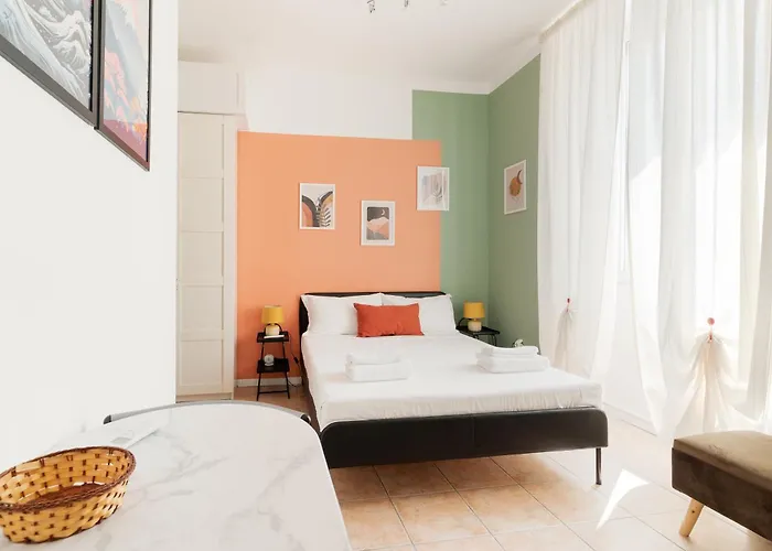 Guesthost - Step Into - Tortona District * Milaan