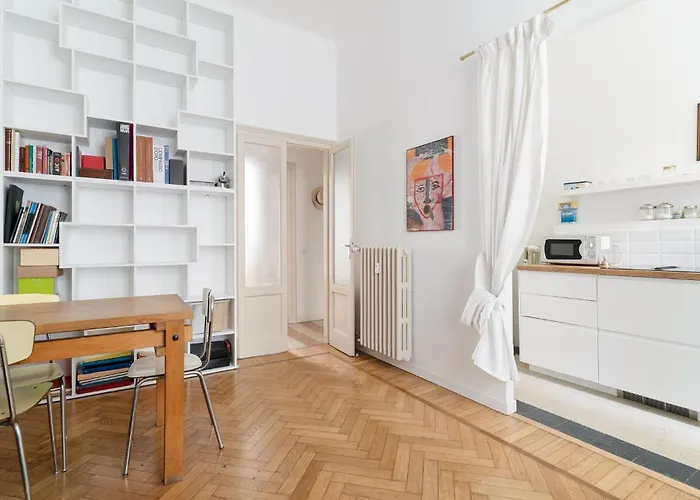 Guesthost - Ghisolfa Bright Apartament Mediolan