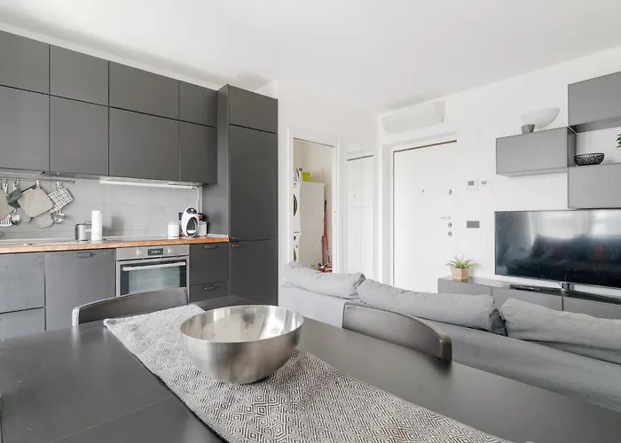 Апартаменты Guesthost - Bonola M1 Balcony