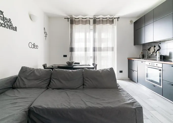 Апартаменты Guesthost - Bonola M1 Balcony *