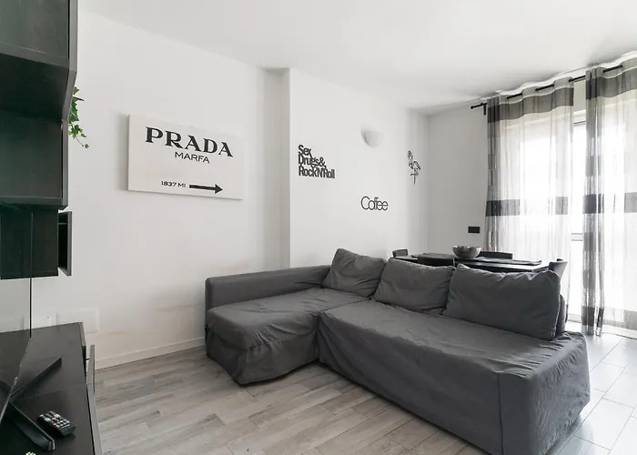 Апартаменты Guesthost - Bonola M1 Balcony Милан