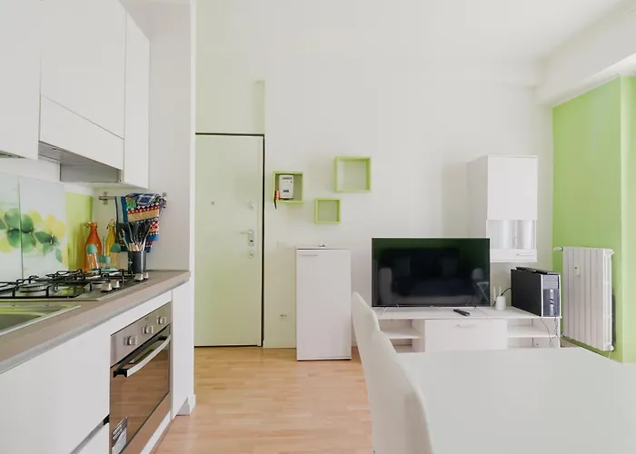 Guesthost - Mm1 Inganni Bright Milan