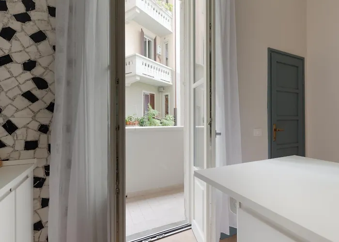 Guesthost - Piazza Ascoli Cosy