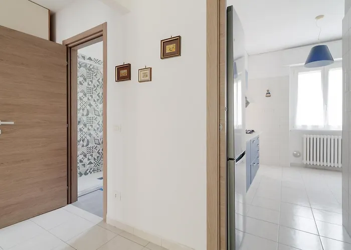 Guesthost - Piazza Abbiategrasso Chiesa Rossa