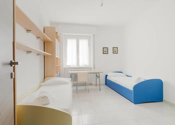 Guesthost - Piazza Abbiategrasso Chiesa Rossa アパート