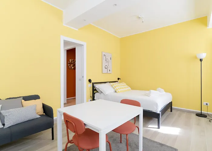 Guesthost - Cosy Milano- Bande Nere M1 Milan