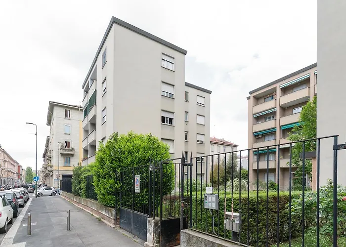 Guesthost - Cozy & Bright * Milánó