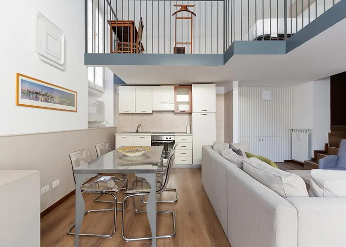 Guesthost - M5 Istria & Marche Roomy Lofted Daire *