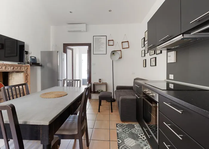 Apartmán Guesthost - Industrial-style In Chinatown! Milán