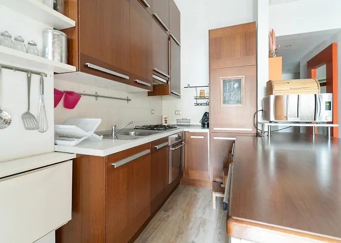 Appartamento Guesthost - Welcoming Ground-floor With Loft *