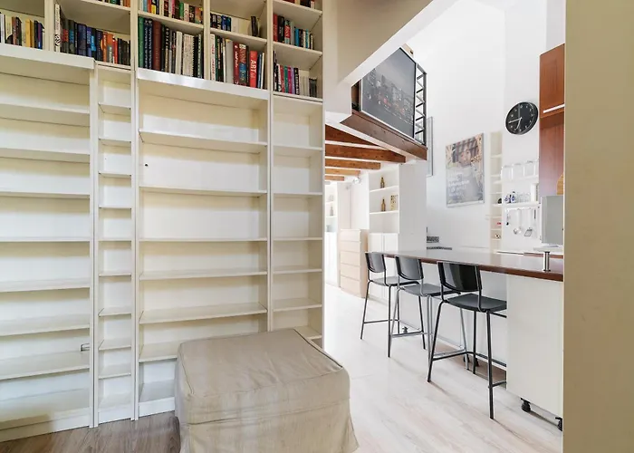 Guesthost - Welcoming Ground-floor With Loft Appartamento *