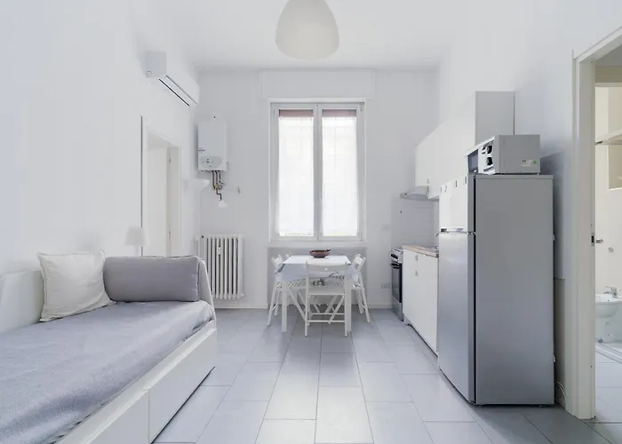 Apartamento Guesthost - Bright Isola - Milán