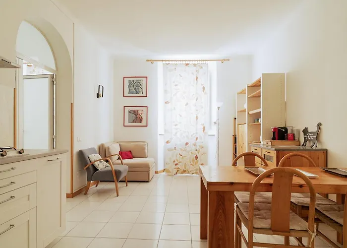 Guesthost - M2 Agostino Romantic アパート *