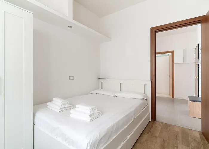 公寓 Guesthost - Bright With Parking *