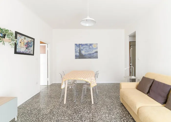 Guesthost - Citta Studi With Balcony Apartmán