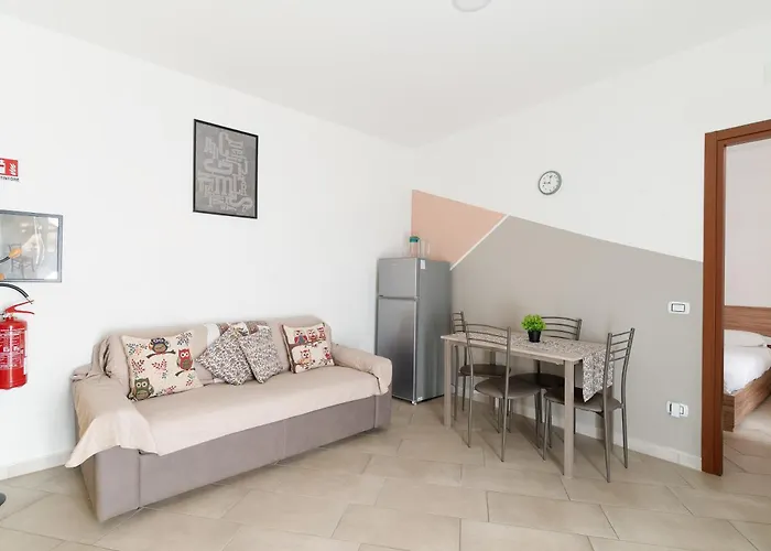 Cozy Ground-floor In Affori *