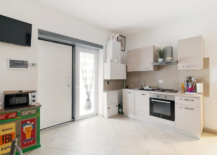 Cozy Ground-floor In Affori * Milano