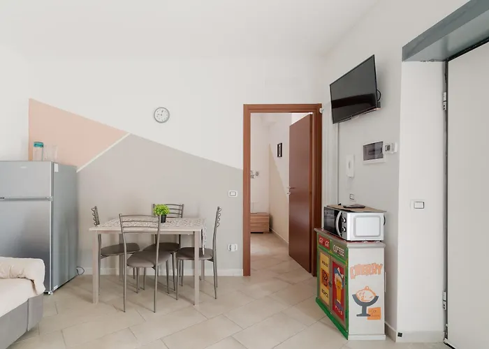 Cozy Ground-floor In Affori
