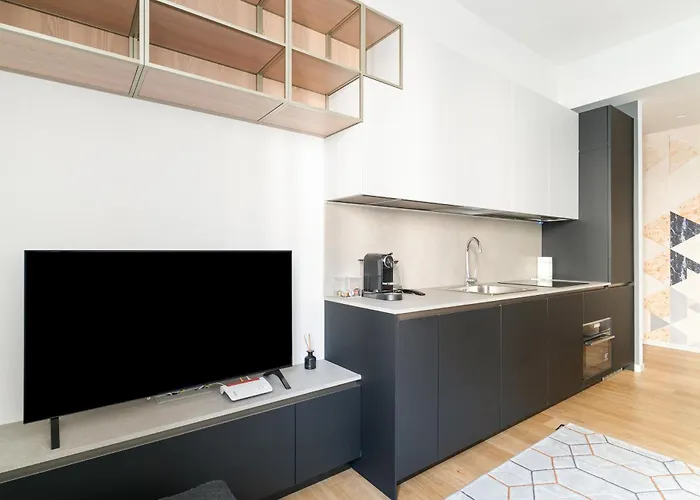 Guesthost - Stazione Sleek *