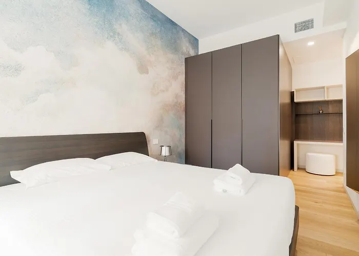 Guesthost - Stazione Sleek