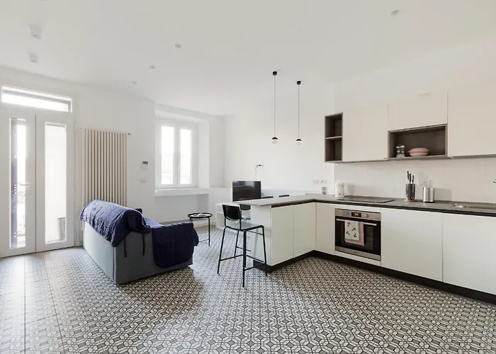 Apartment Guesthost - Cozy Near Parco Trotter *