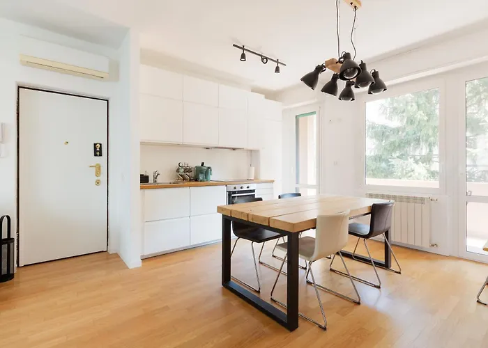 Guesthost - Bright And Modern Milano