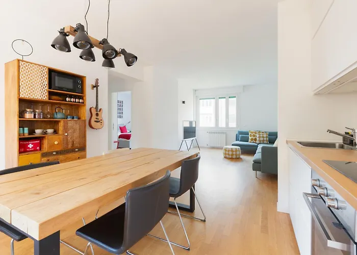 Appartamento Guesthost - Bright And Modern *