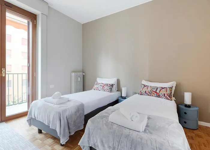 Guesthost - Naba Elegant & Spacious With 3 Balconies Apartmán *