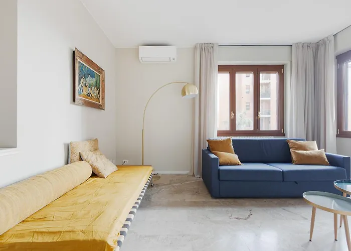 Guesthost - Naba Elegant & Spacious With 3 Balconies 아파트 밀라노