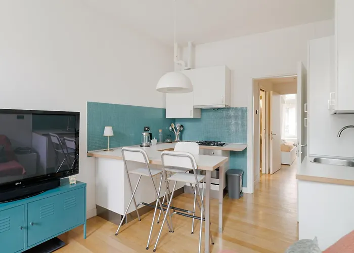 Guesthost - Cosy Comfy Milano- Sempione & Gerusalemme * ميلان