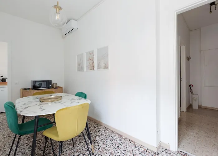 Guesthost - San Siro Modern With Balcony Milano