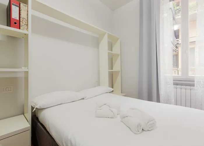 Guesthost - M3 Lodi Trendy Red Apartament *