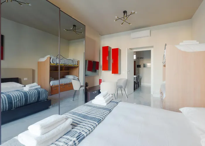 Guesthost - Bright With Balcony - Piazzale Loreto