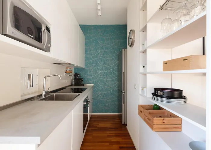Guesthost - Modern With Balcony Near Niguarda Hospital Lägenhet Milano