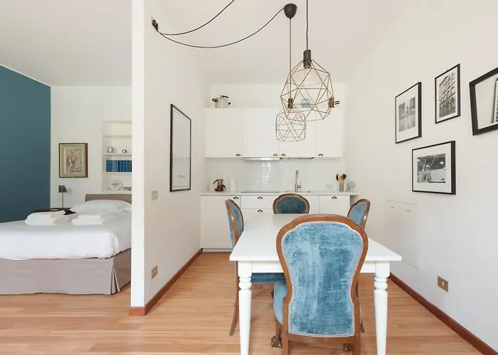 Guesthost - Sant'ambrogio & Duomo Elegant * Milaan