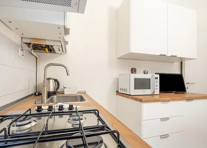 Guesthost - Porta Romana Tiny Milan