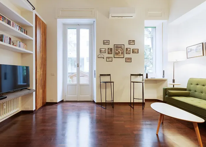 Guesthost - Modern And Cozy Near Amendola M1 דירה
