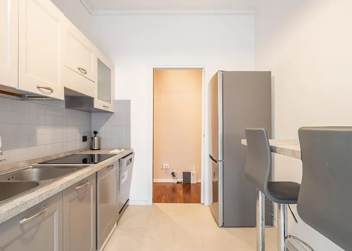 De Angeli M1- Cosy With Balcony