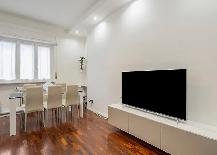 De Angeli M1- Cosy With Balcony Apartman