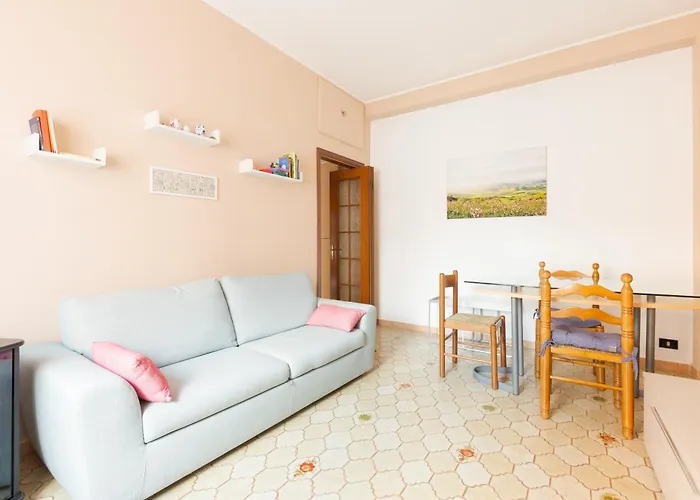 Guesthost - With Balcony- M3 Maciachini Apartamento