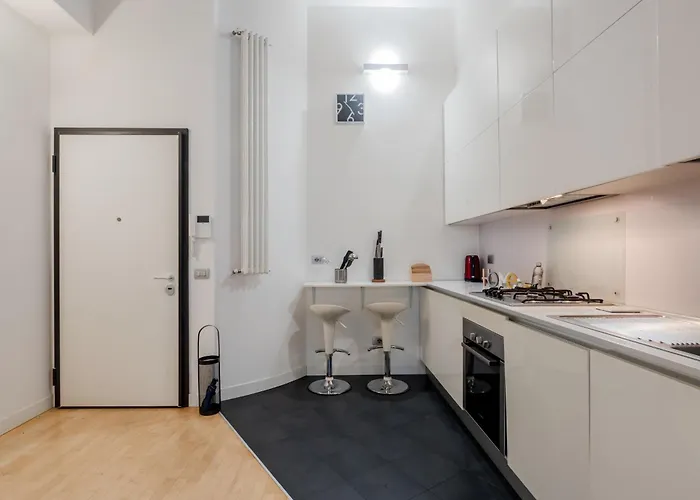 Guesthost - Sempione & Monumentale 아파트