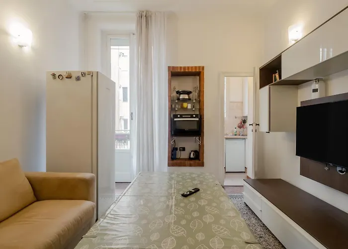 Guesthost - Corso Lodi Cozy With Balcony