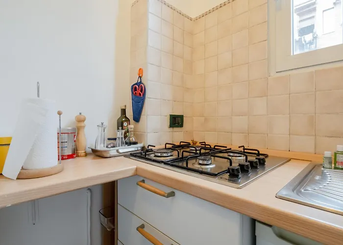 Guesthost - Corso Lodi Cozy With Balcony Apartament Mediolan