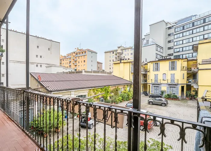 Apartament Guesthost - Bright Apt- Piazzale Loreto Mediolan