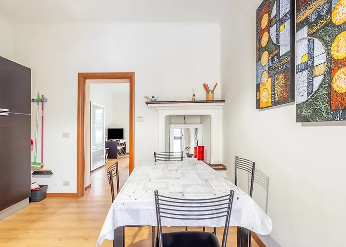 Guesthost - Bright Apt- Piazzale Loreto