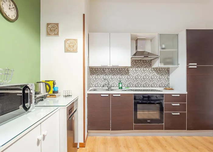 Guesthost - Bright Apt- Piazzale Loreto * Mediolan