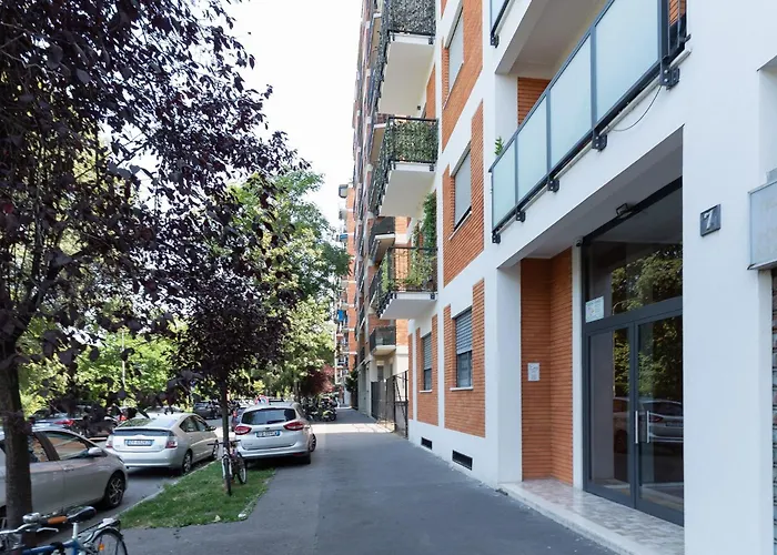 Guesthost - Piazza Tripoli Bright *